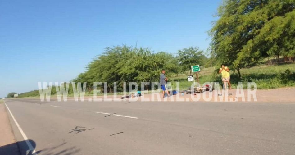 Consternacioacuten- un camioacuten embistioacute a una pareja y murioacute una mujer