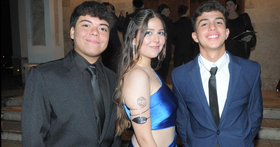 FIESTA DE EGRESO DEL COLEGIO SANTIAGO APOacuteSTOL