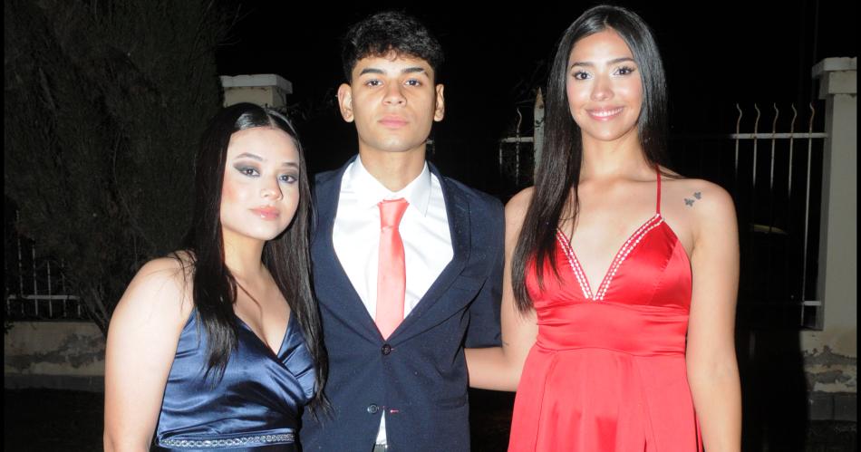 FIESTA DE EGRESO DEL COLEGIO SANTIAGO APOacuteSTOL