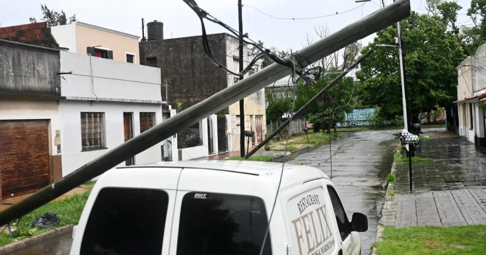 Maacutes de 125 mil usuarios del Amba continuacutean sin luz tras el feroz temporal