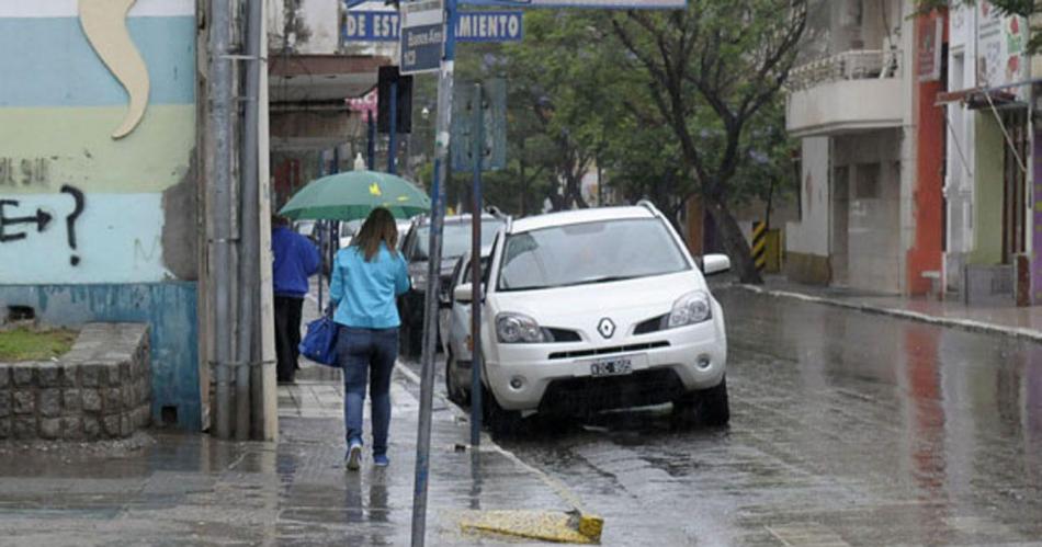 Martes de lluvia en la Madre de Ciudades- Coacutemo seguiraacute el clima 