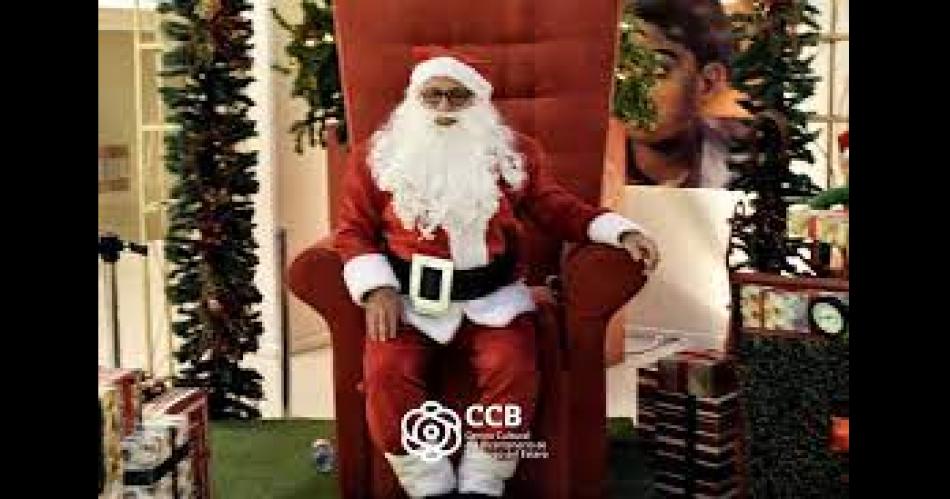 Papaacute Noel espera a los chicos santiaguentildeos en el CCB