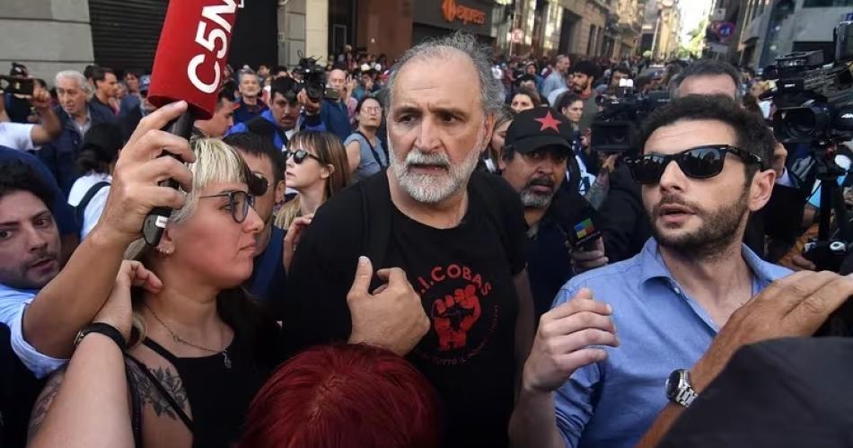 Los piqueteros se fueron de Plaza de Mayo bajo un fuerte operativo policial