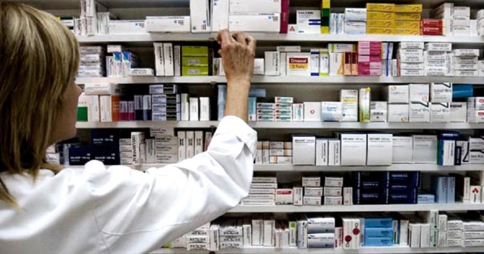 Decreto pone en riesgo la salud y a las farmacias