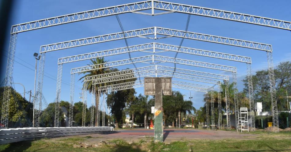 En Friacuteas avanza la construccioacuten del techo en el Poli Municipal