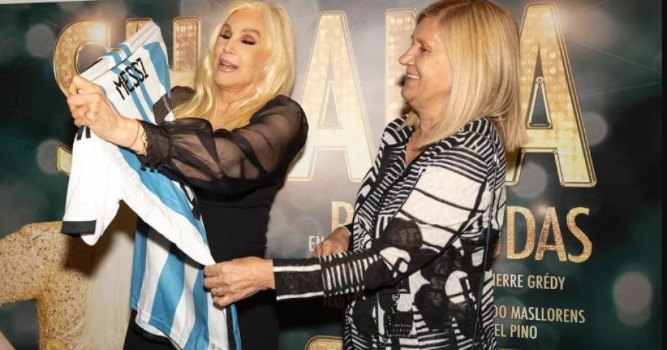 La madre de Messi le dio una sorpresa a Susana Gimeacutenez