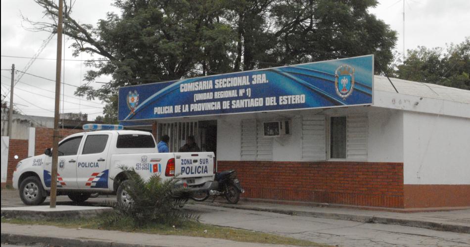 Bajoacute a comprar helado y le robaron 200000 del asiento de la camioneta