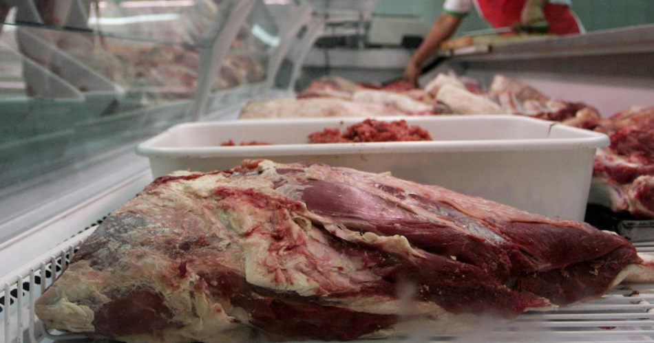 Maacutes de 50 personas terminaron intoxicadas por comer carne en mal estado