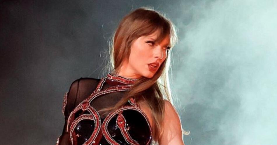 La red social X frena la difusioacuten de imaacutegenes falsas de Taylor Swift