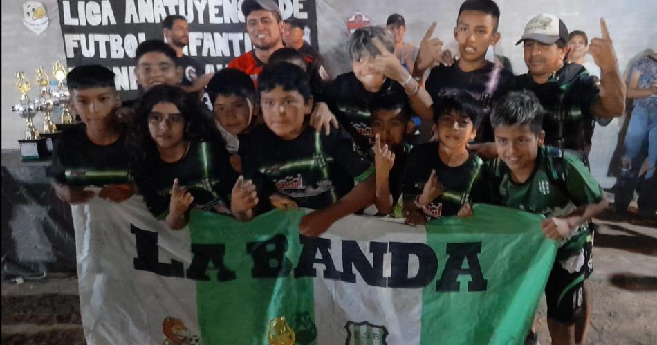 Culminoacute con eacutexito el torneo Clausura de la Liga Infantil de Antildeatuya