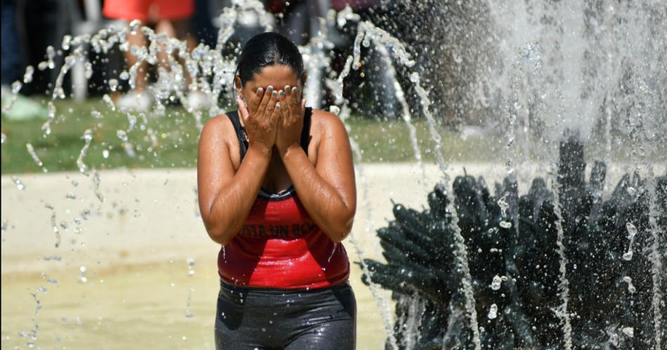 Casi todo el paiacutes con alerta por calor extremo y nivel rojo en 7 provincias