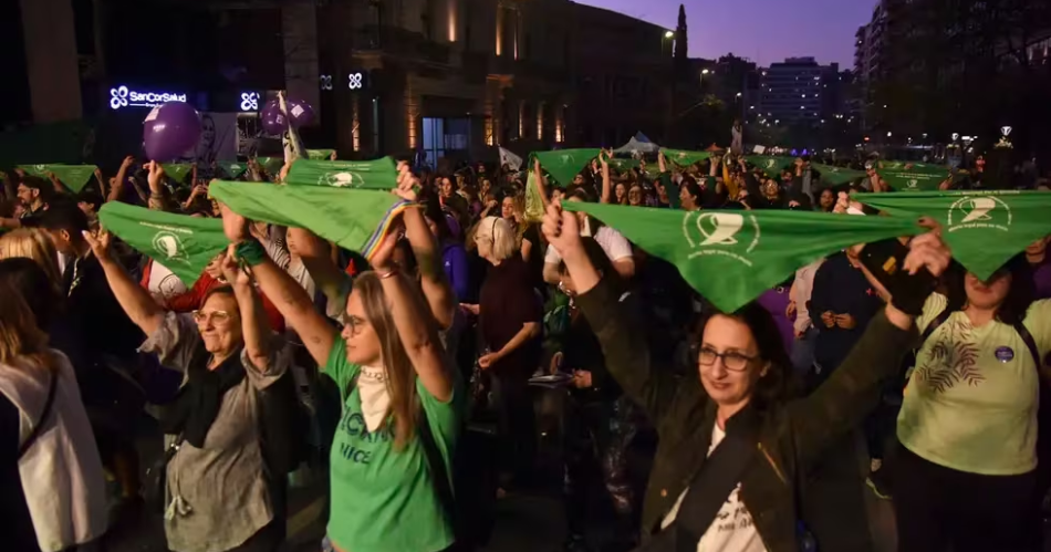 La Libertad Avanza presentoacute un proyecto de Ley para derogar el aborto legal