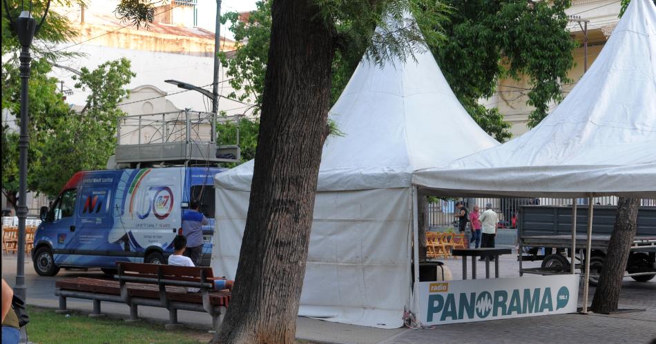 Santiago viviraacute la noche sontildeada a la espera de la ceremonia de canonizacioacuten de Mama Antula