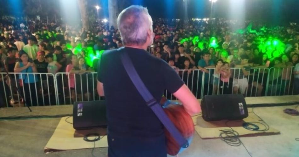 El Encuentro Cultural y Solidario Sumampa 2024 se coronoacute con el show de Peteco Carabajal