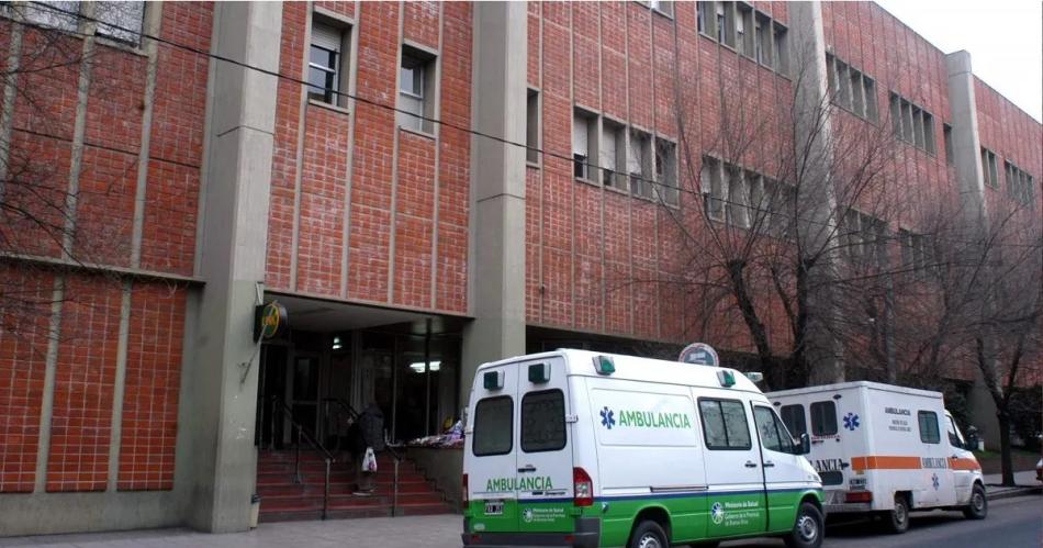 Buscan a joven que sacoacute a su hijo de 3 antildeos intoxicado con cocaiacutena de un hospital