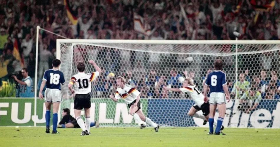 Murioacute Andreas Brehme el alemaacuten que sentencioacute a Argentina en la final del Mundial 90