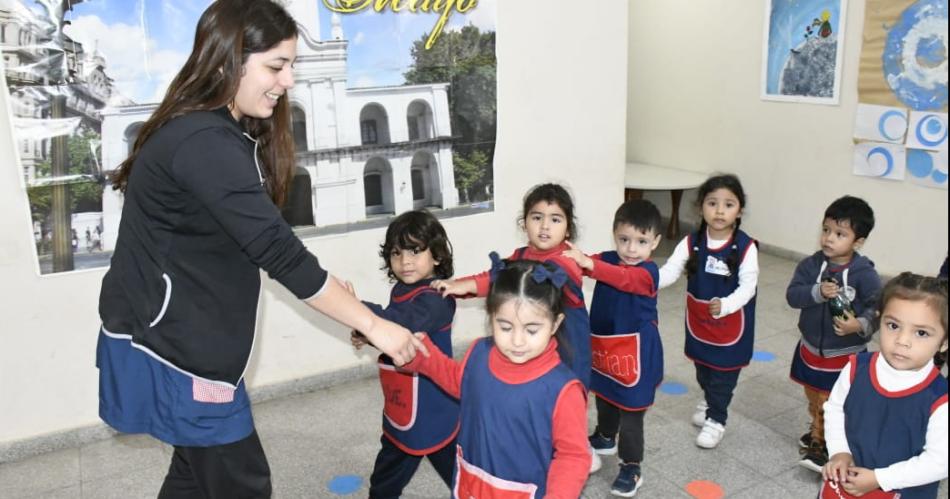 Continuacutean las inscripciones de alumnos en jardines de infantes municipales