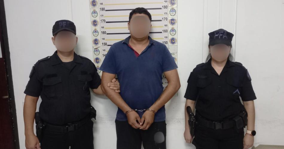 La Policiacutea Federal Argentina desarticuloacute una red narcocriminal