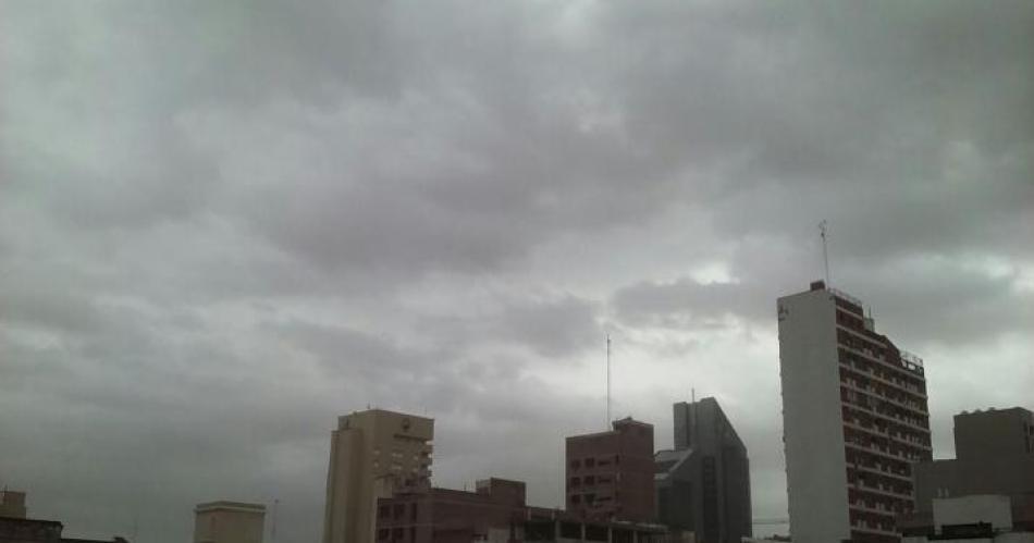 Martes de humedad y probabilidad de lluvias sobre la Madre de Ciudades