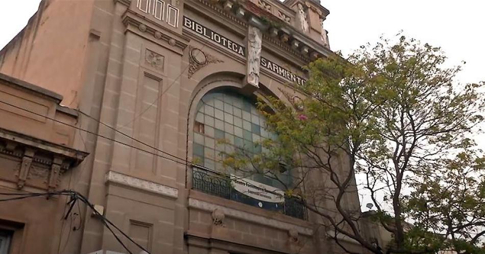 Dictaraacuten un Taller de Oratoria en la Biblioteca Sarmiento