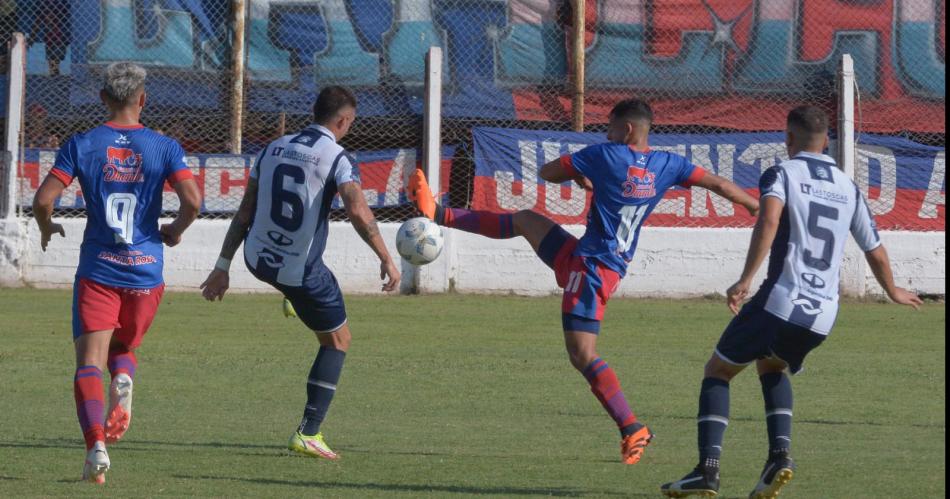 Agoacutenico empate de Guumlemes ante Tristaacuten Suaacuterez