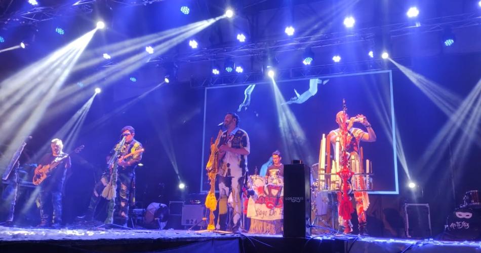 FOTOS  En Villa Ojo de Agua vibraron y cantaron al ritmo del carnaval y el cuarteto 