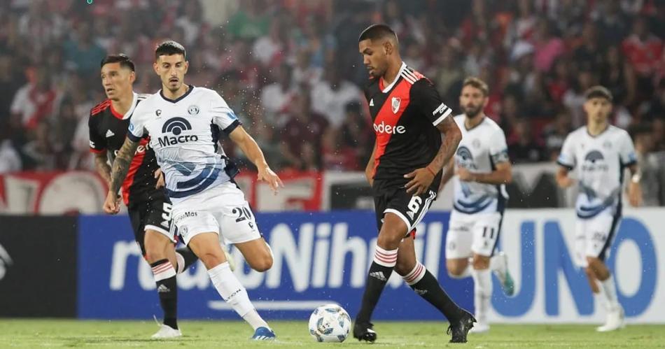 River la pasoacute mal en Mendoza ante Independiente Rivadavia