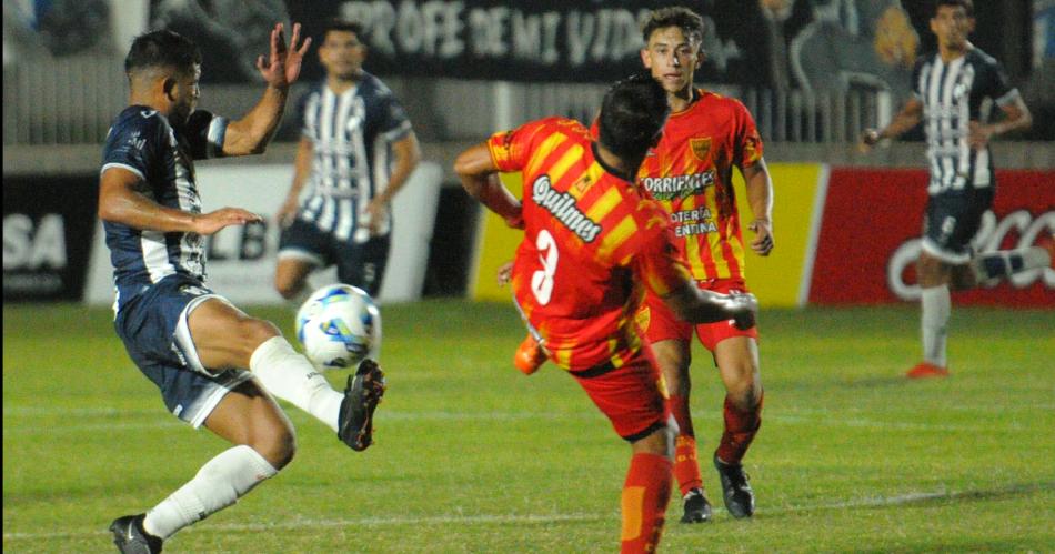 Debut sontildeado para Sarmiento- gol agoacutenico y triunfo sobre Boca Unidos