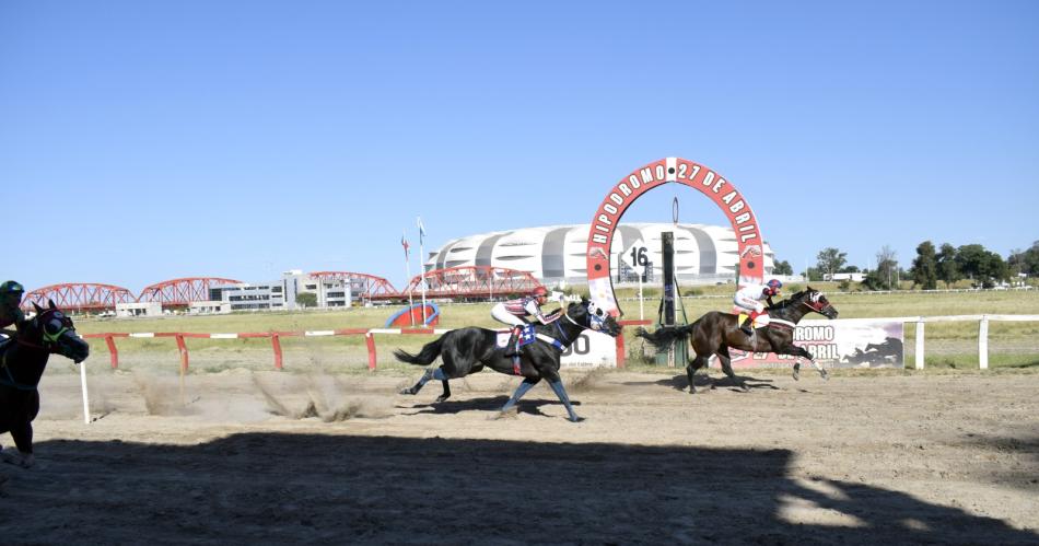 Diecisiete carreras para el lunes en el hipoacutedromo