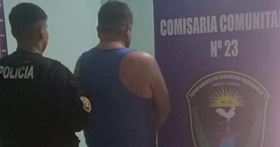 Conduciacutea con maacutes de 4 veces del alcohol permitido en sangre y amenazoacute a policiacuteas