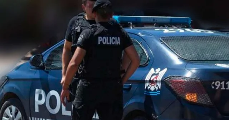 Atacan a tiros a una joven en Mendoza- las balas eran para su novio