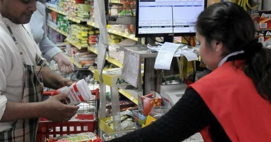  Comercio cerroacute un nuevo acuerdo trimestral- cuaacutento es el salario inicial