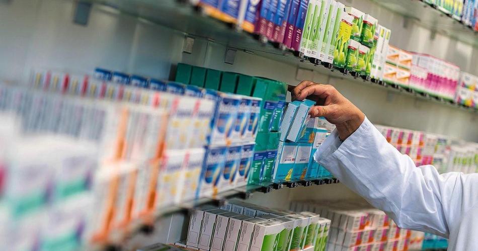 Congelan el precio de los medicamentos por 30 diacuteas- Cuaacuteles son 