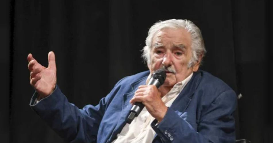Pepe Mujica reveloacute doacutende se trataraacute su caacutencer de esoacutefago y sorprendioacute a todos
