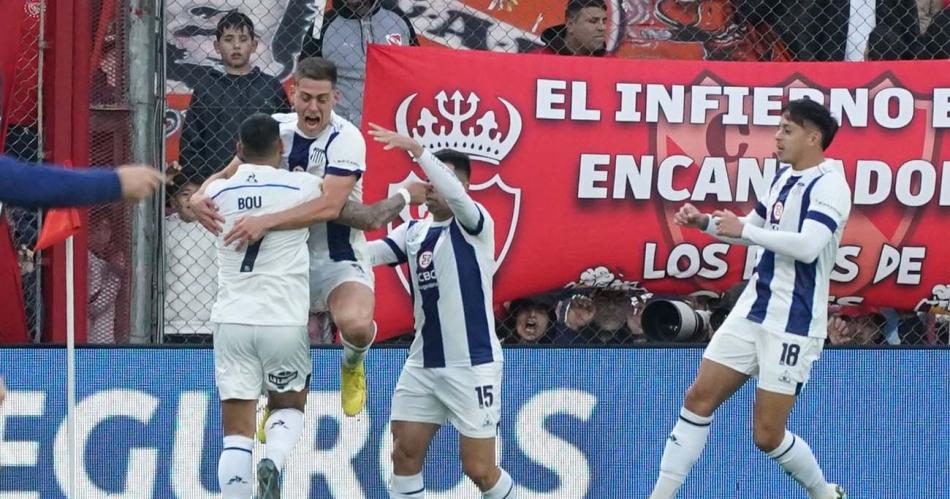 Talleres dio el golpe y goleoacute a Independiente