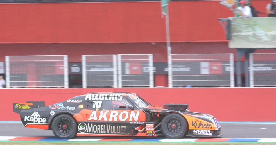 Valentiacuten Aguirre le dio la victoria a Chevrolet en el autoacutedromo termense