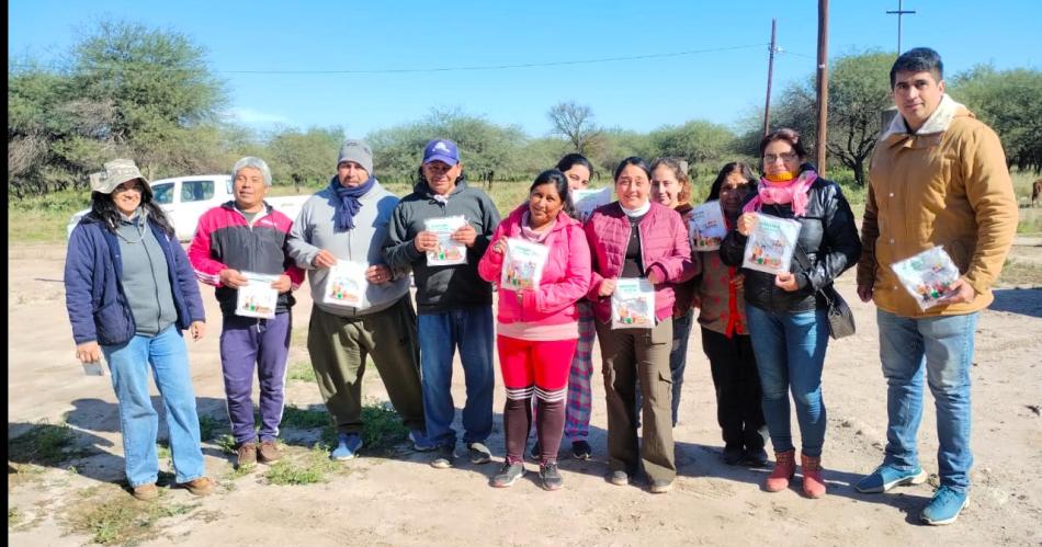 En Estacioacuten Robles capacitaron en huerta agroecoloacutegica familiar