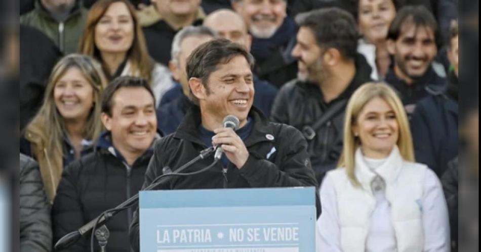 Kicillof apuntoacute contra Milei y lo acusoacute de aumentar indiscriminadamente la pobreza