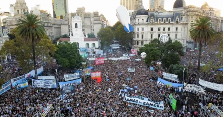 El 51-en-porciento- de los argentinos apoya la Marcha Federal Universitaria