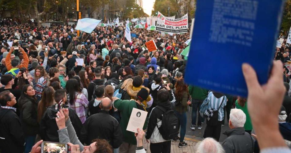 El Frente Sindical de Universidades Nacionales sigue con su plan de accioacuten- nueva huelga 