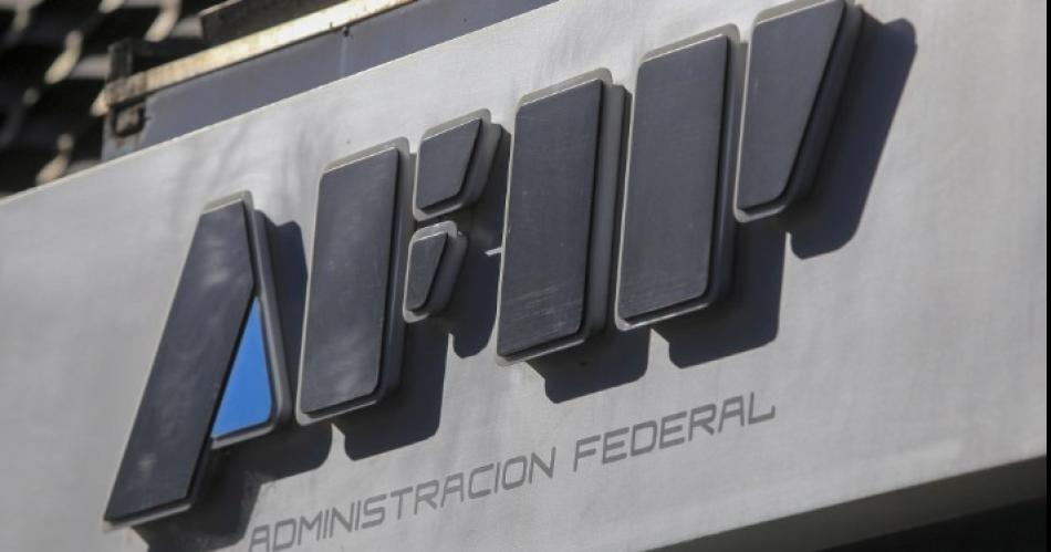 La AFIP anticipoacute que los vencimientos de Ganancias se posponen- hasta cuaacutendo