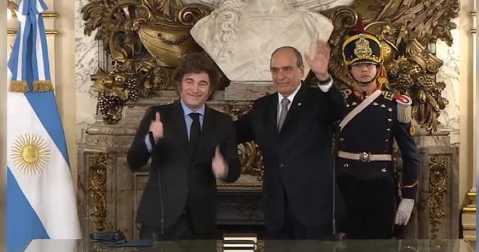 Javier Milei le tomó Juramento a Francos como Jefe de Gabinete (Captura de video)