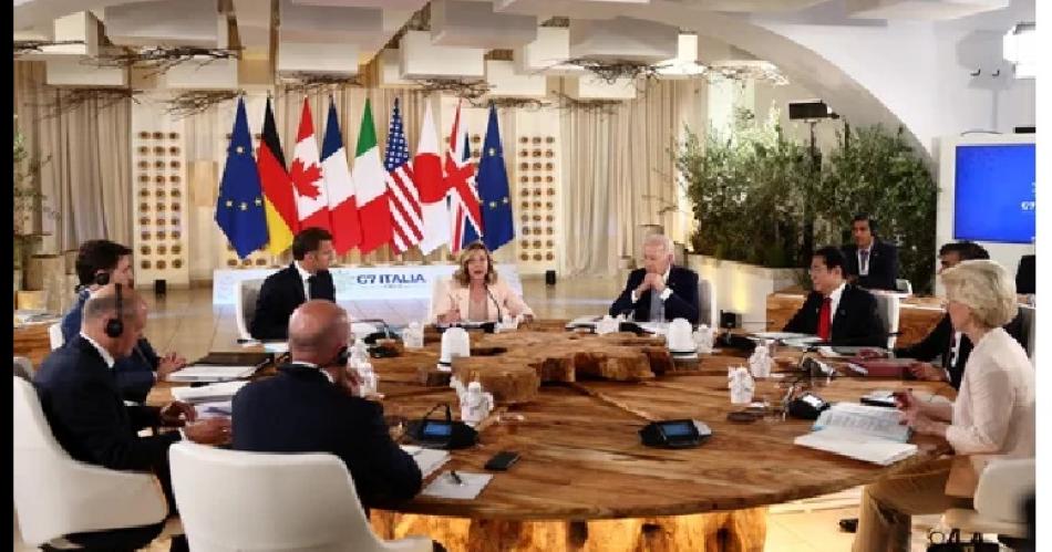 El G7 acordoacute prestarle a Ucrania 50000 millones de doacutelares