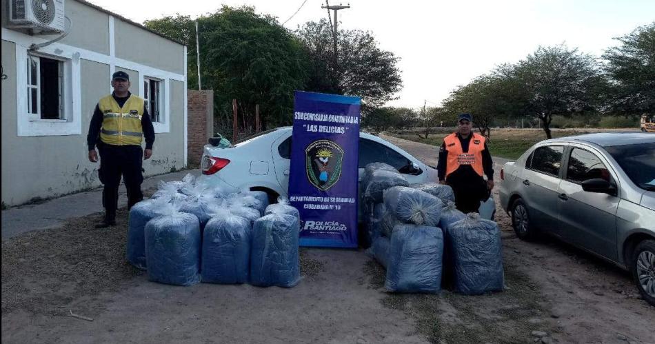 Interceptan dos autos que llevaba maacutes de 580 kilos de hoja de coca