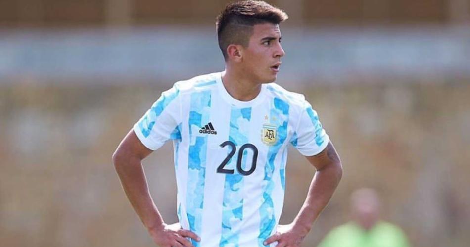 Thiago Almada dijo que Riquelme lo quiere en Boca