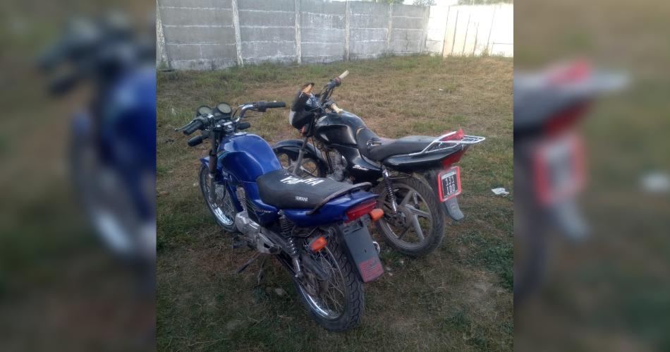 Recuperaron dos motos robadas que las vendiacutean por Facebook en el interior provincial