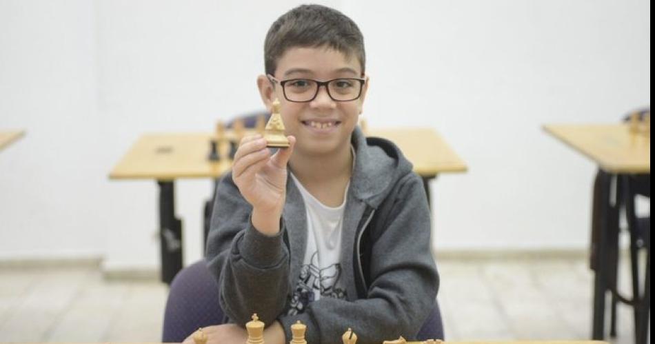 Faustino Oro el nintildeo argentino que entroacute en la historia grande del ajedrez