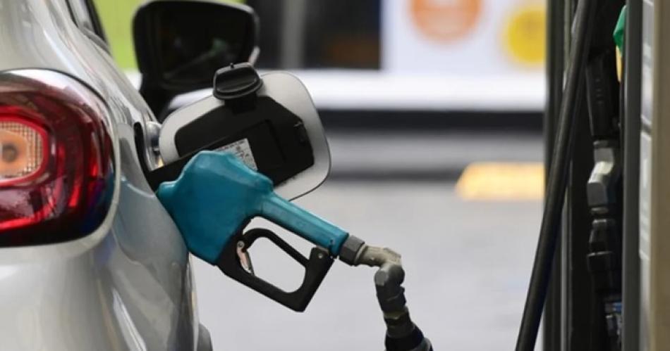 Nuevo golpe al bolsillo- los combustibles aumentan hasta 4-en-porciento- promedio desde este lunes