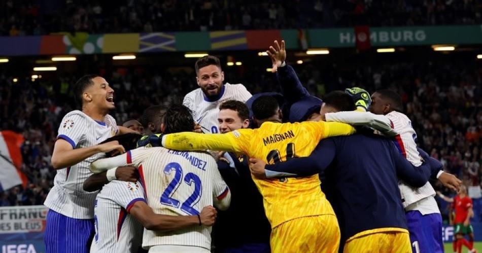 Francia vencioacute a Portugal en la tanda de penales y clasificoacute a semifinales