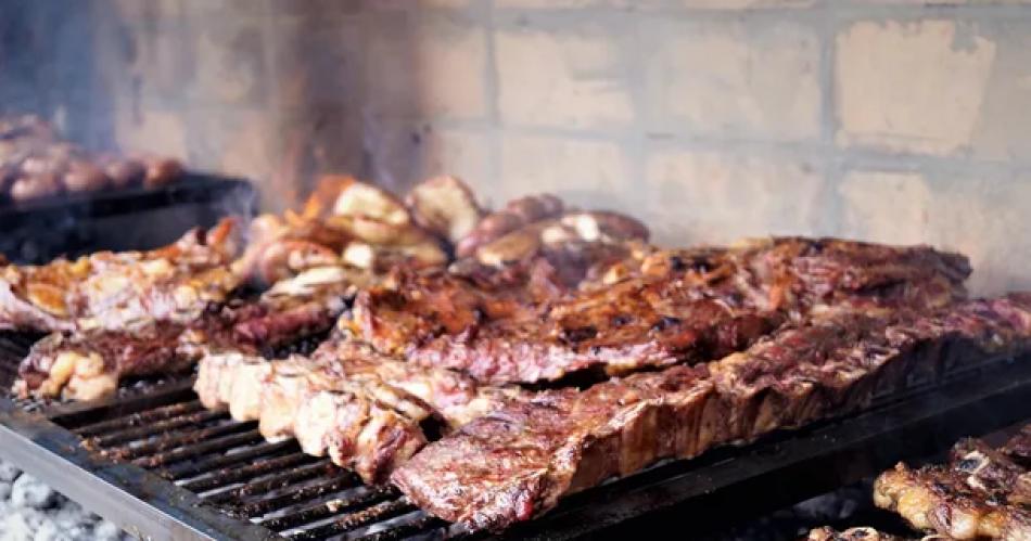 Chau asado- el consumo de carne cayoacute al nivel maacutes bajo en los uacuteltimos 100 antildeos